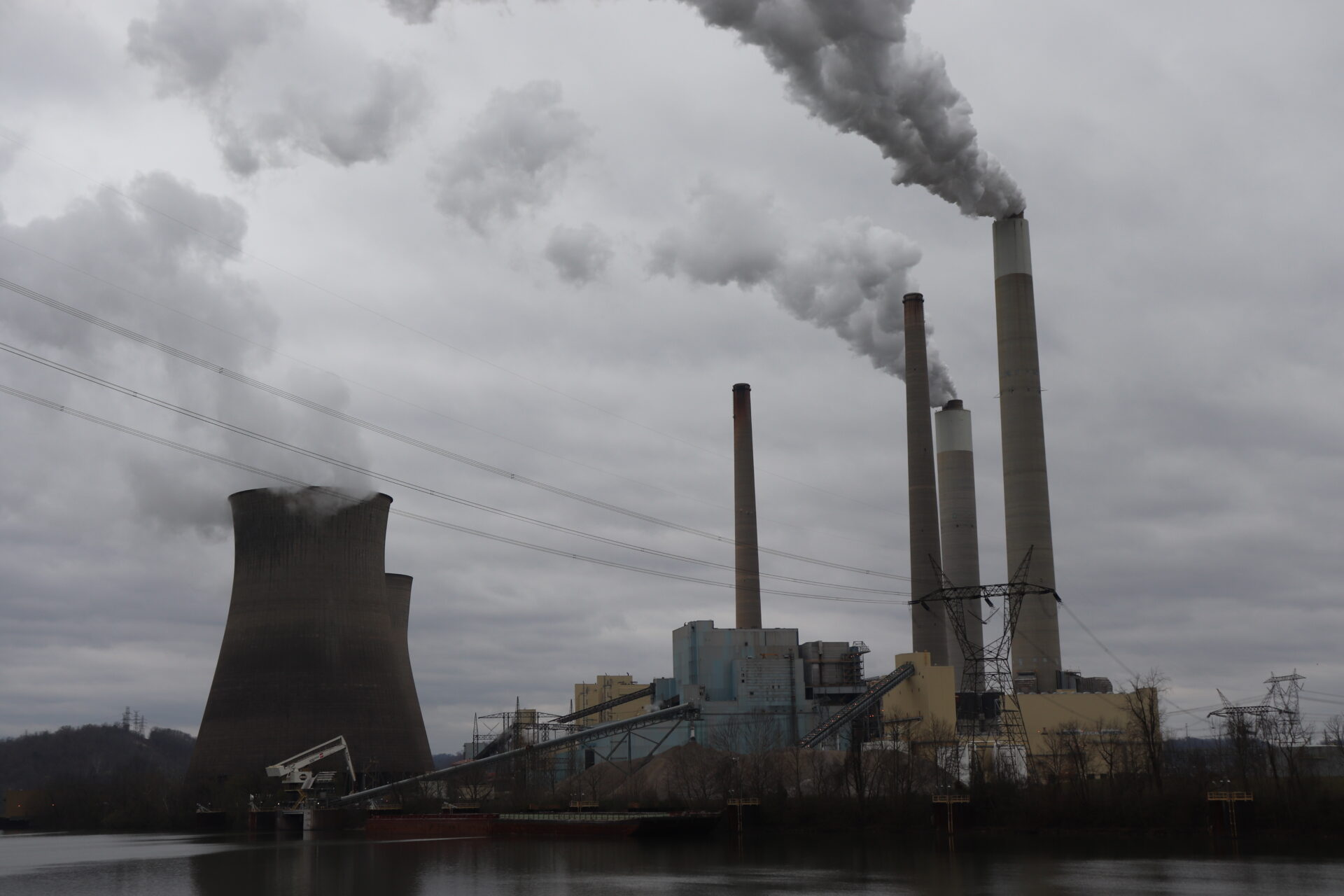 EPA Rules Mean Coal Plants Will Have To Capture Carbon Or Shut Down
