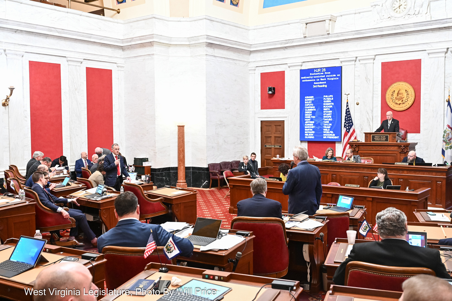 West Virginia Legislature Ends Session With Pay Raises, Tax Cut And Failure Of Social Issue Bills