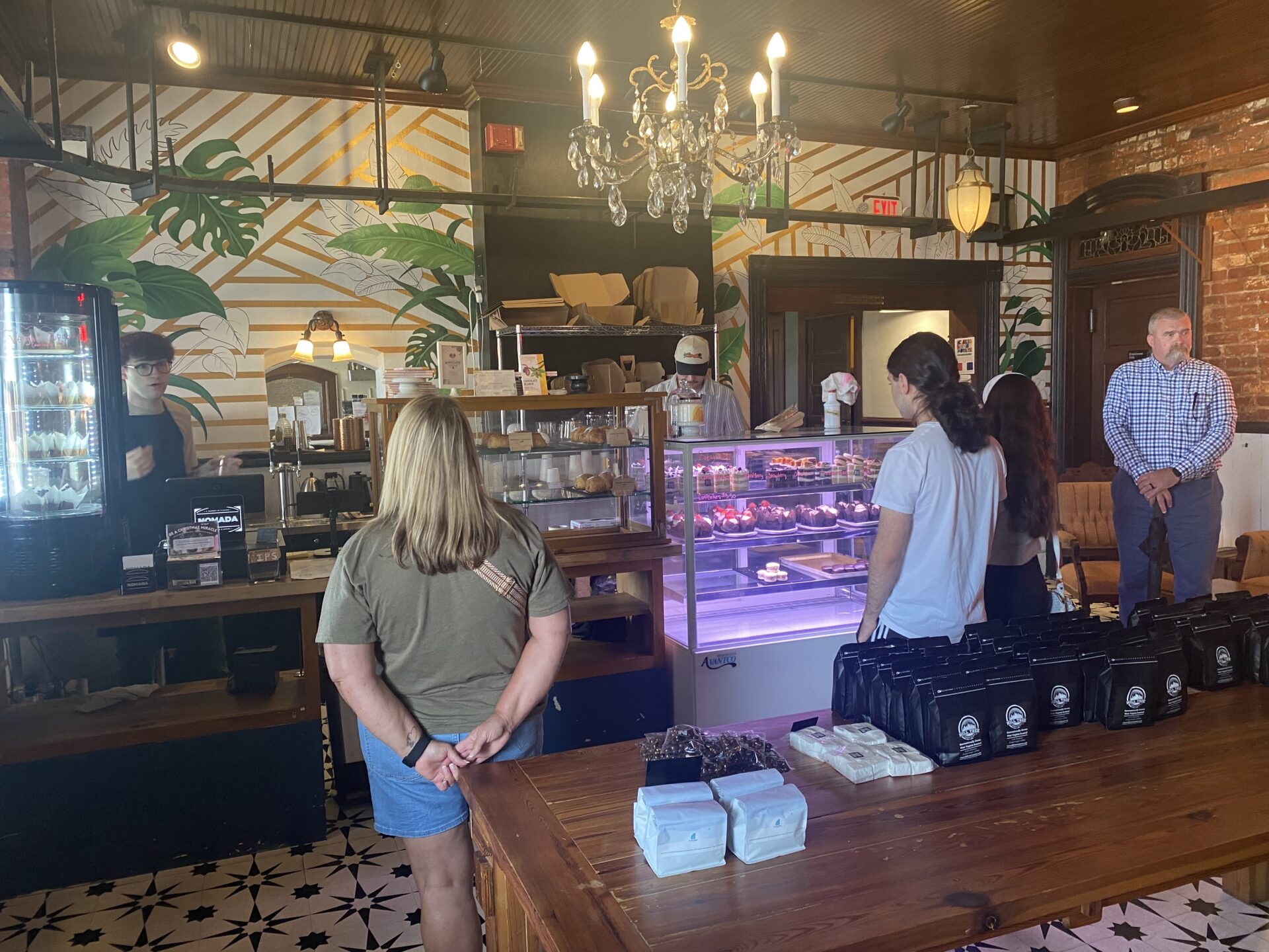 Huntington Bakery Receives National Cake Baking Award