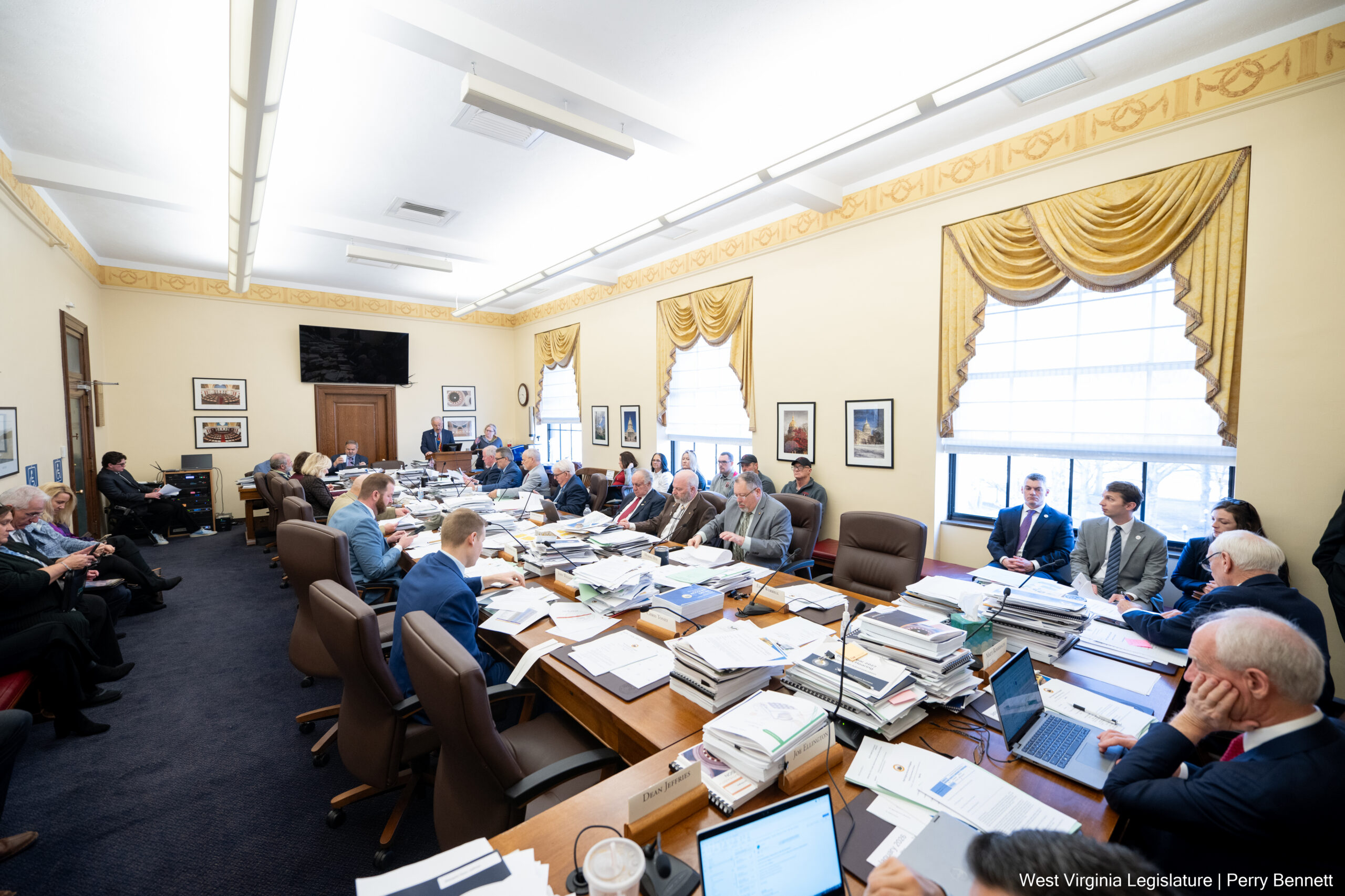 House Finance Sends Budget Bill To Full Chamber